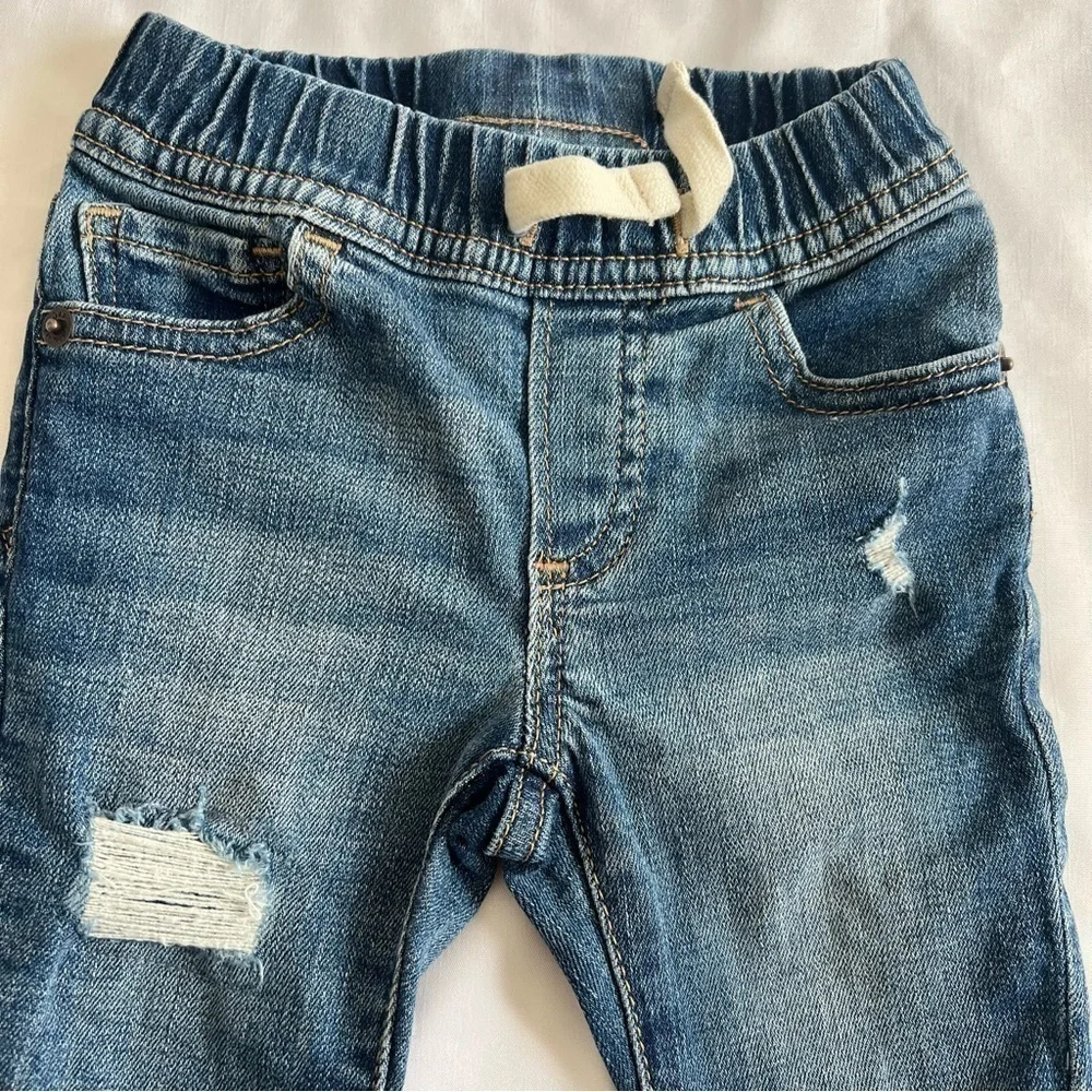 Baby Gap Distressed Denim Slim Fit Elastic Waist Jeans in Size 3-6 Months